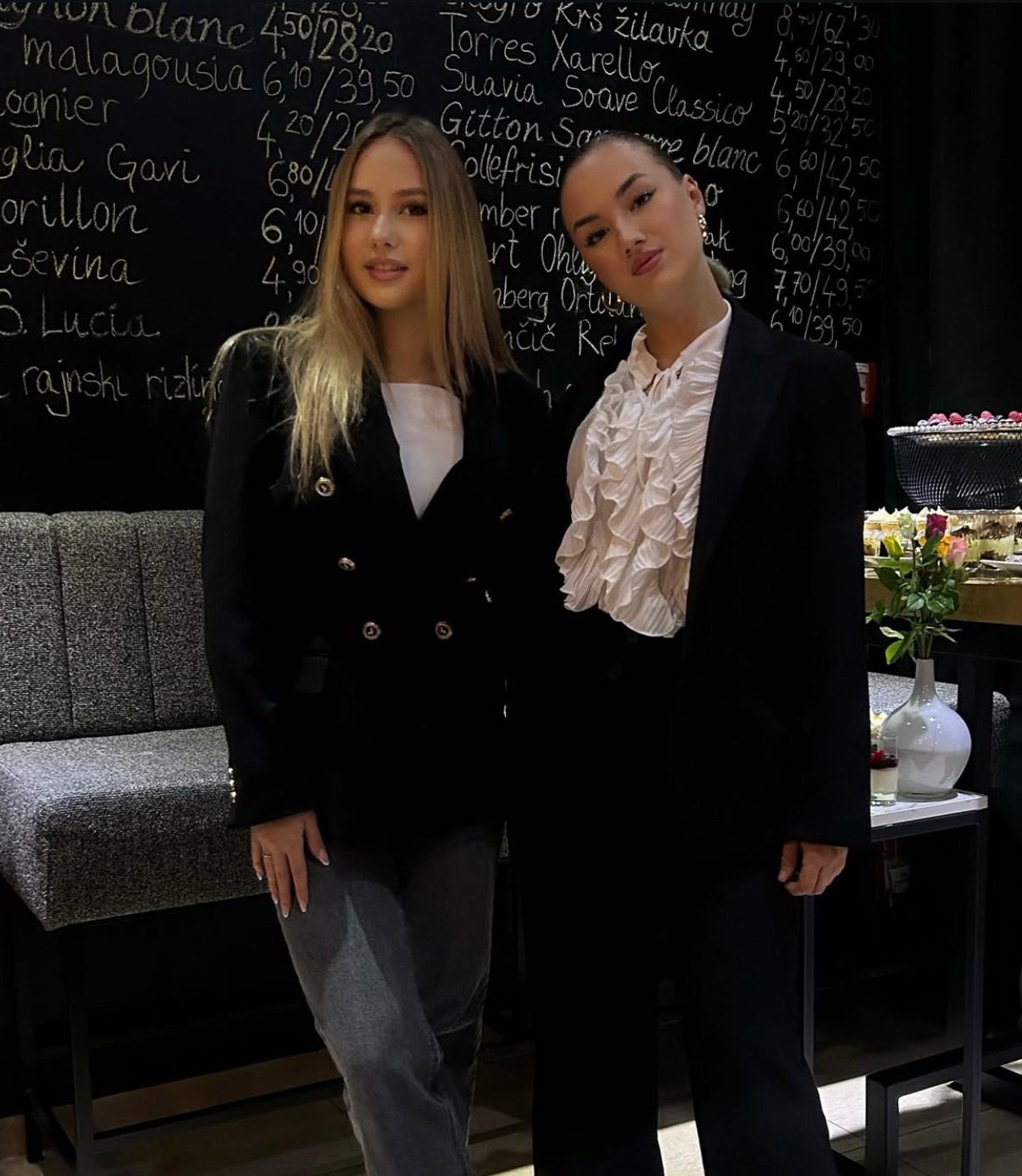 Hostese za evente Hostese Zagreb Hostese u Zagrebu Hostese Hostese agencija Agencija za hostese Najam hostesa